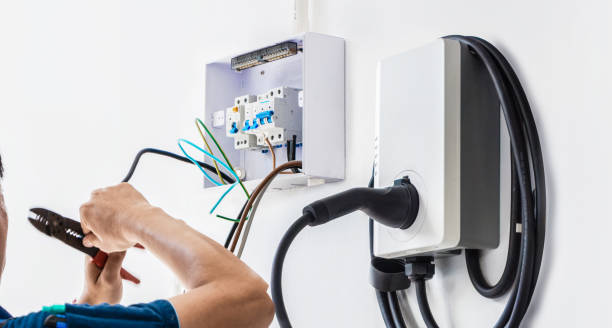 Best Affordable Emergency Electrician  in Edcouch, TX